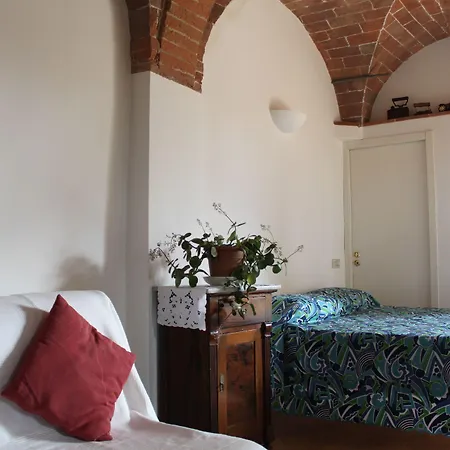 Bed & Breakfast La Fanciullaccia 3*